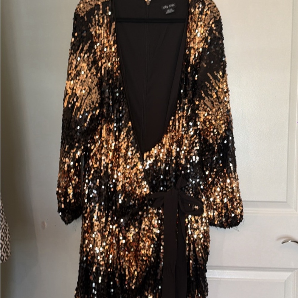 City Chic Black Velvet-Trim Top